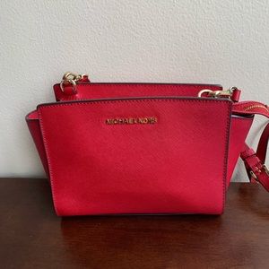 Michael Kors Selma Crossbody